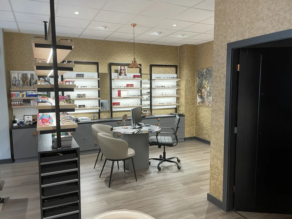 Standish Styling Opticians, photograph 4